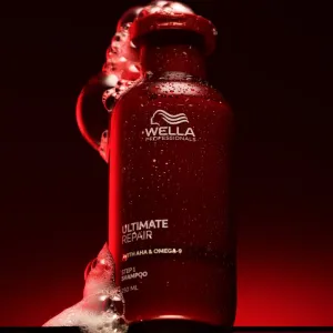 Wella Professionals Ultimate Repair Shampoo posilňujúci šampón pre poškodené vlasy 100 ml