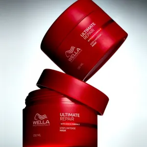 Wella Professionals Ultimate Repair Mask intenzívne vyyživujúca maska pre všetky typy vlasov 150 ml