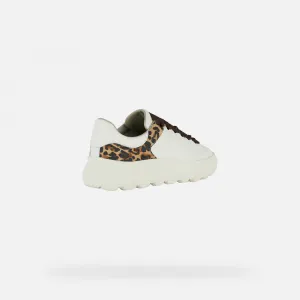 White women's sneakers Geox Spherica EC4.1 - Women's