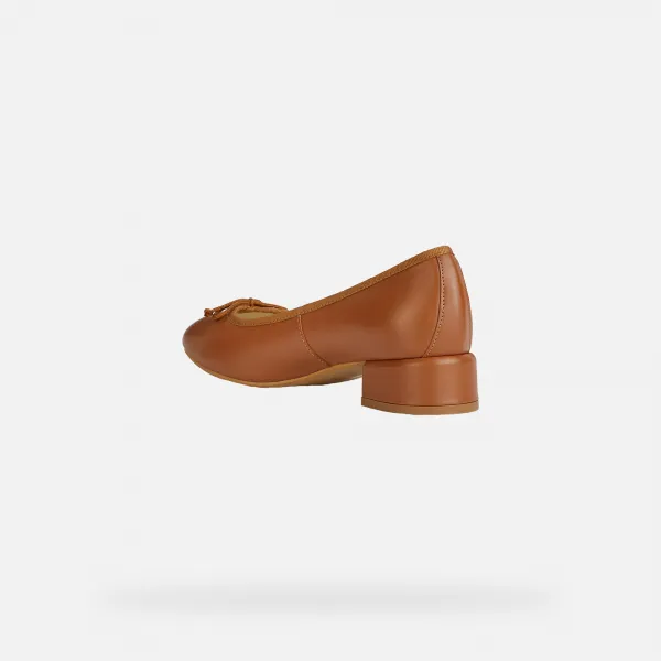 Light brown women's pumps Geox Floretia - Women's