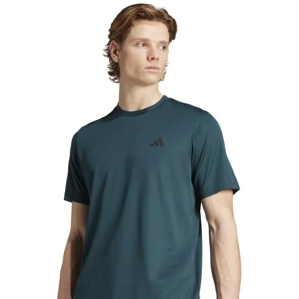 adidas TRAIN ESSENTIALS STRETCH TRAINING Pánske tričko, tmavo zelená, veľkosť