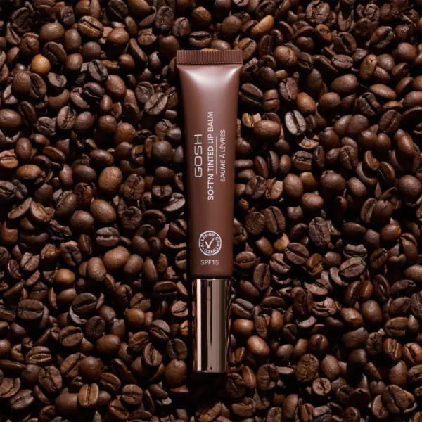 GOSH COPENHAGEN Soft`n Tinted tónujúci balzam na pery SPF 15 odtieň 010 Espresso Martini 8 ml