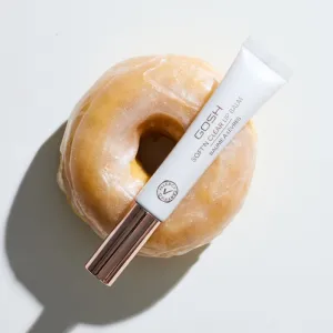 GOSH COPENHAGEN Soft'n Clear Lip Balm vyživujúci lesk na pery odtieň 002 Sparkling Glaze 8 ml