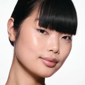 MAC Cosmetics Skinfinish Lightstruck tekutý rozjasňovač odtieň Extra Ordinary 15 ml