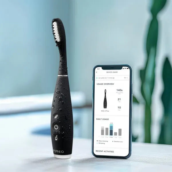 FOREO ISSA™ 4 Plus elektrická zubná kefka Black 1 ks