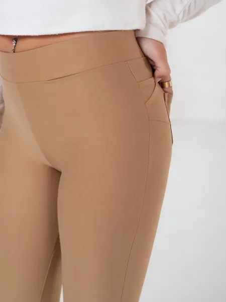 Dámske push-up legíny v camel farbe