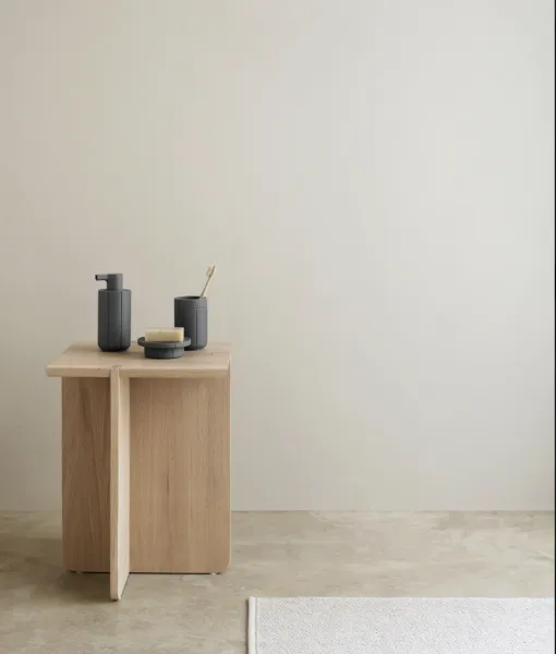 Odkladací stolík, kolekcia ENGAWA | V 37 cm, Š 45 cm, H 45 cm - Čierna - Blomus