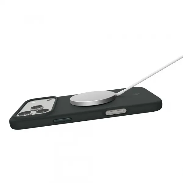 Spigen Silicone Fit Mag MagSafe, iPhone 17 Pro Max, tmavo zelený