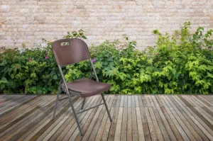 Rozkladacia stolička RATTAN hnedá