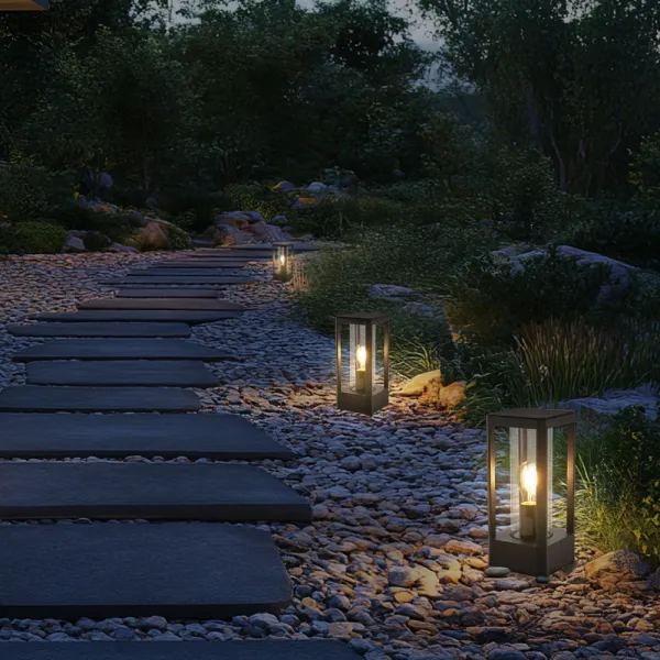 Záhradná lampa CISSUS – čierna kovová stojaca lampa E27 IP54 – moderné vonkajšie osvetlenie