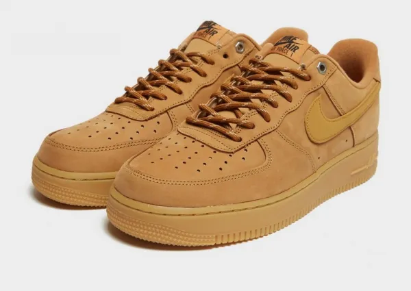Nike Air Force 1 '07 Lv8