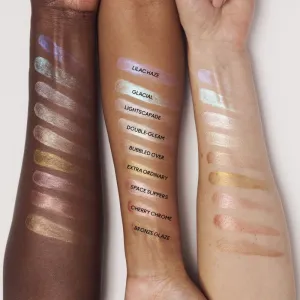 MAC Cosmetics Skinfinish Lightstruck tekutý rozjasňovač odtieň Glacial 15 ml