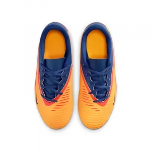Chlapčenské futbalové kopačky outdoorové NIKE Phantom 6 Low Club Jr FG MG laser orange lemon venom blue void