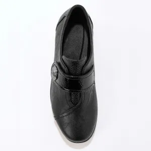 Derbies z 2 materiálov so zapínaním na suchý zips