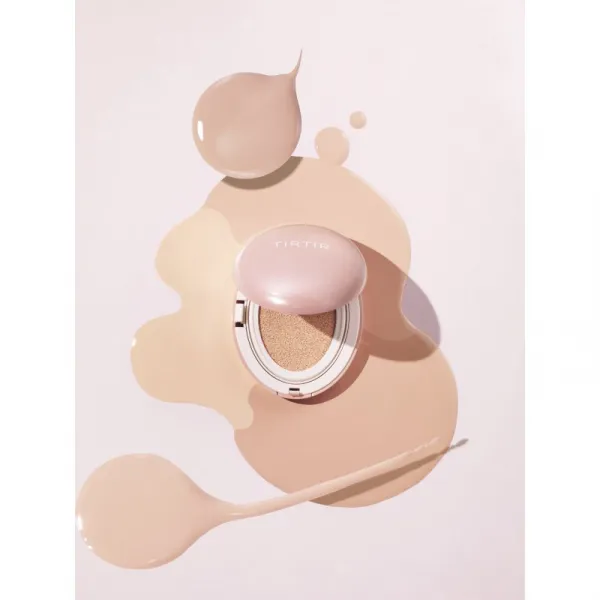 TIRTIR Mask Fit All Cover Cushion Mini matujúci make-up v hubke odtieň 33C Hazel 4.5 g
