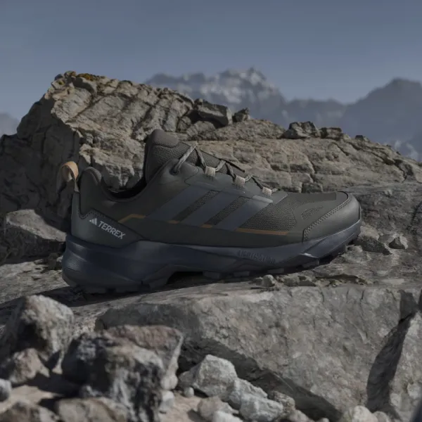 Pánska nízka turistická obuv ADIDAS Terrex Skychaser AX5 M shadow olive carbon savannah