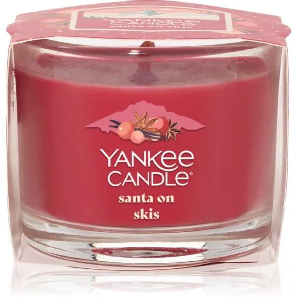 Yankee Candle Santa On Skis votívna sviečka glass 37 g