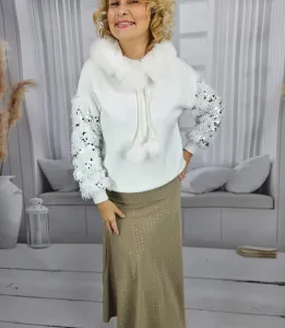 Pri Warm sweater sweatshirt with hood, detachable fur and feathers BOMBAY