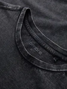 Ombre Men's T-shirt with wash effect - black