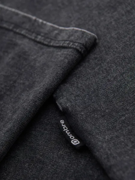 Ombre Men's T-shirt with wash effect - black