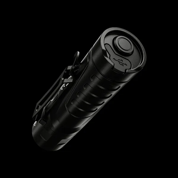 MH15 Nitecore Luminus SST40 LED