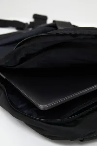 Crossbody Peak Performance Outdoor Crossbody Bag Black