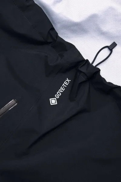 Bunda Peak Performance W Treeline Gore-Tex 3L Jacket Black
