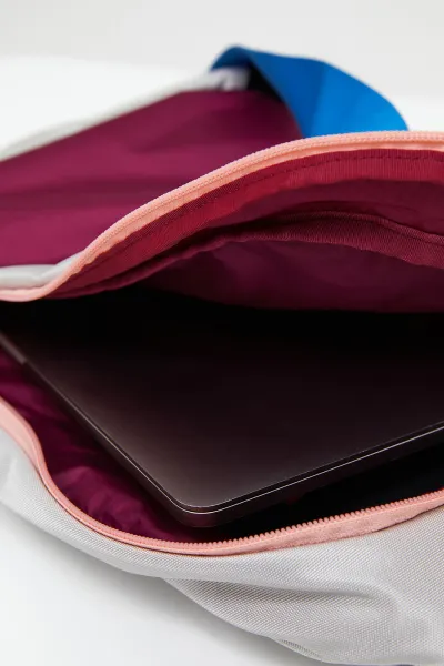 Crossbody Peak Performance Outdoor Crossbody Bag Antarctica
