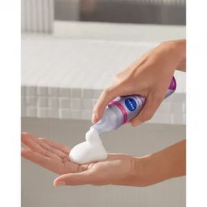 NIVEA Diamond Gloss penové tužidlo 150 ml