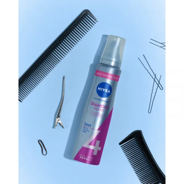 NIVEA Diamond Gloss penové tužidlo 150 ml