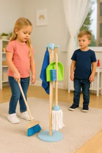 ECOTOYS Dřevěná úklidová sada pro děti CLEAN modrá