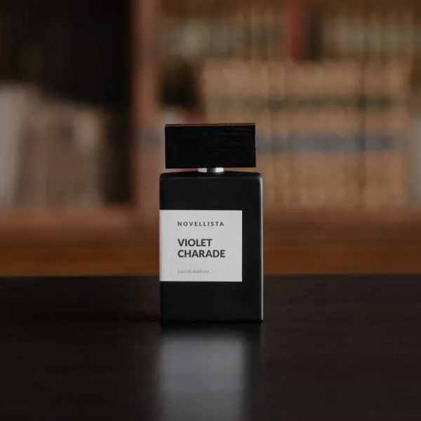 NOVELLISTA Violet Charade parfumovaná voda limitovaná edícia unisex 10 ml