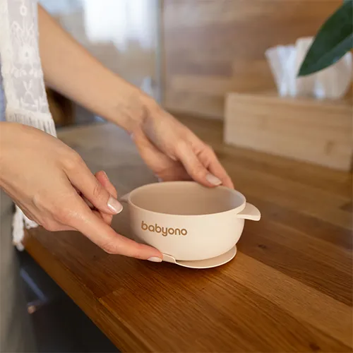 BABYONO Miska silikónová s prísavkou a viečkom béžová 6m+