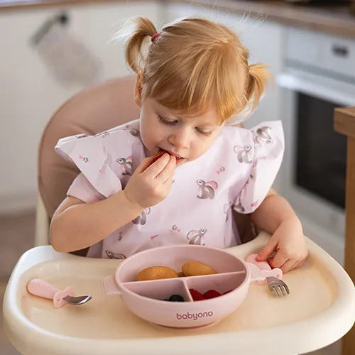 BABYONO Tanier silikónový s prísavkou a viečkom ružový 6m+
