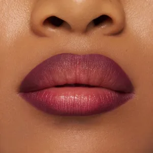 essence 8h Matte Comfort matná ceruzka na pery so strúhatkom odtieň 19 Burgundy Bestie 0.3 g