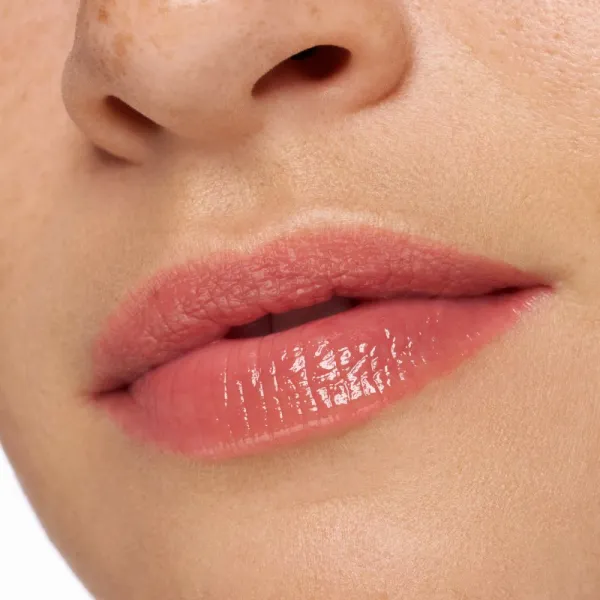 essence Glossy Glaze rúž s vysokým leskom odtieň 05 Maple Me Crazy 1.9 g