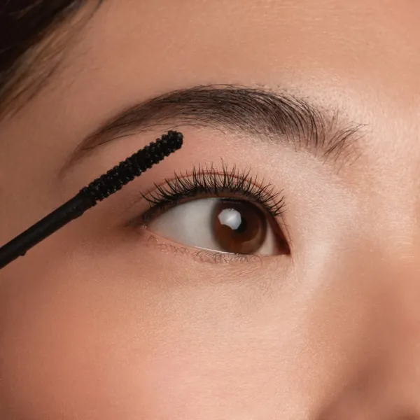 essence Lash PRINCESS Slim Brush vodeodolná riasenka pre predĺženie rias 12 ml