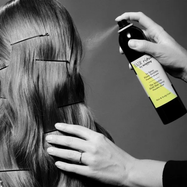 Hair Rituel by Sisley The Invisible Hold Hairspray lak na vlasy pre prirodzenú fixáciu 250 ml