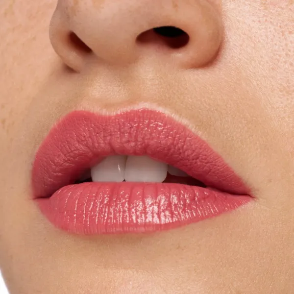 essence satin GLOW krémový rúž so saténovým finišom odtieň 03 Rose And Shine 3.5 g