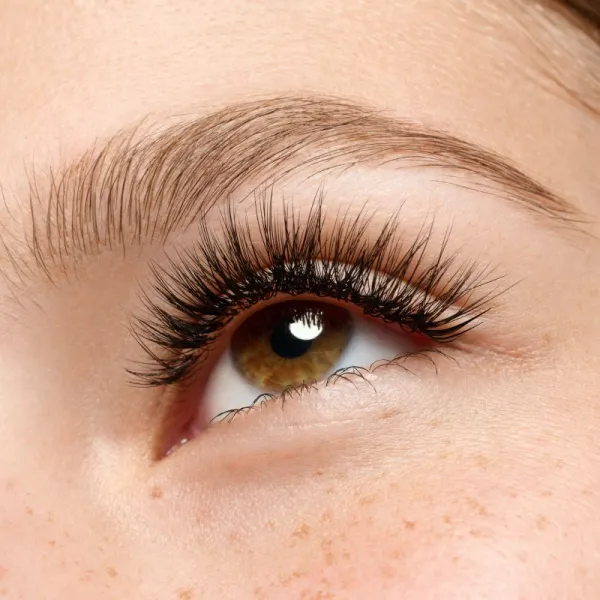 essence WHAT THE FAKE! umelé mihalnice 03 Natural 1 pár