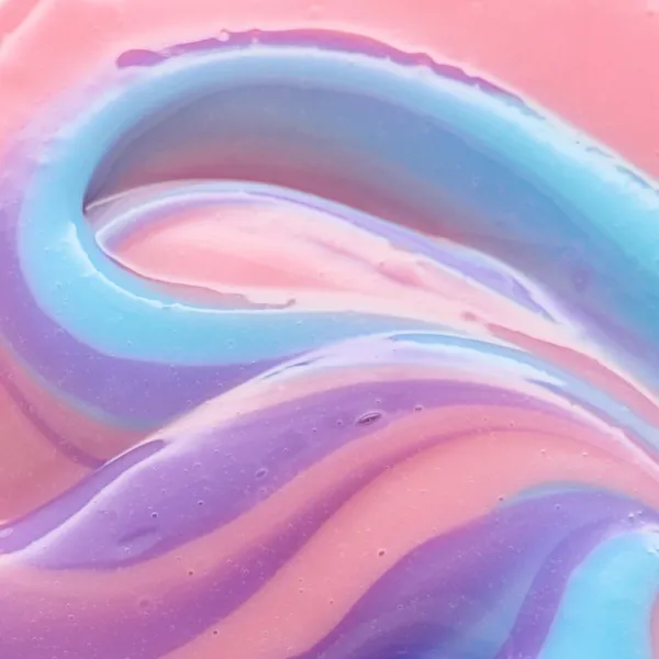 essence LIP swirl hydratačná maska na pery s vyživujúcim účinkom 8 g