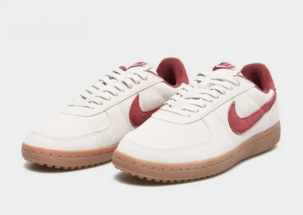 Nike Wmns Field General Suede