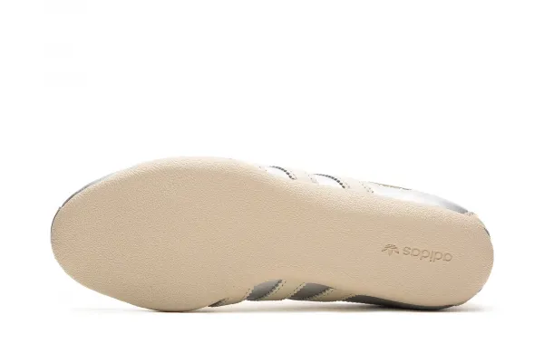 adidas Tokyo "Silver Metallic" (JQ0593)
