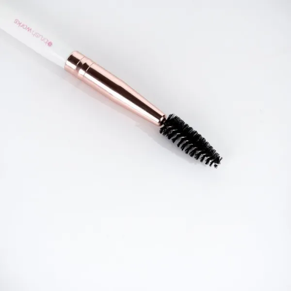 Brushworks Double Ended Brow Brush štetec na úpravu obočia s kefkou 1 ks