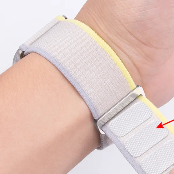 BStrap Velcro Nylon remienok na Apple Watch 38/40/41mm, silty sand (SAP016C05)