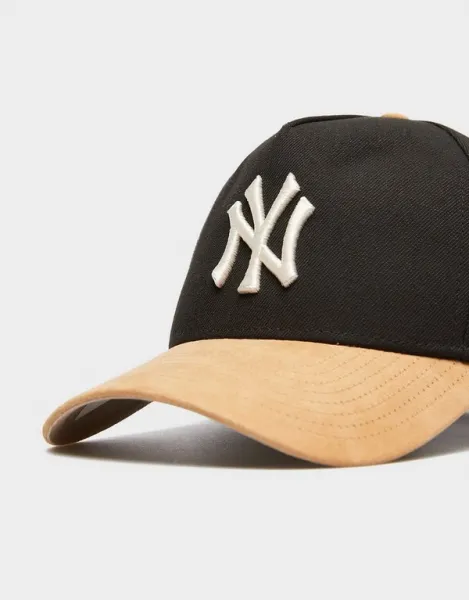 New Era Čiapka Suede Visor Eframe Nyy New York Yankees