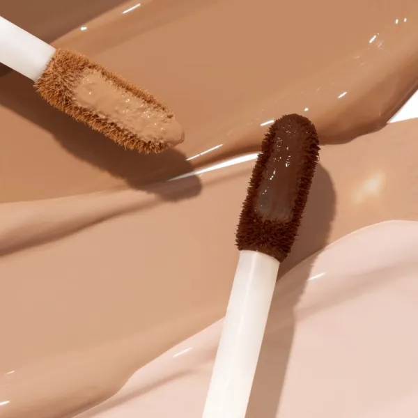 Wet n Wild MegaLast Incognito krémový korektor pre plné krytie odtieň Medium Neutral 5,5 ml
