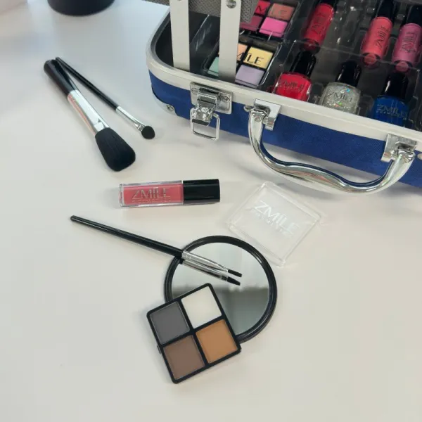 ZMILE COSMETICS Traveller Blue kozmetický kufrík