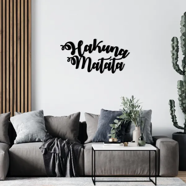 Dekoratívny kovový doplnok na stenu Hakuna Matata