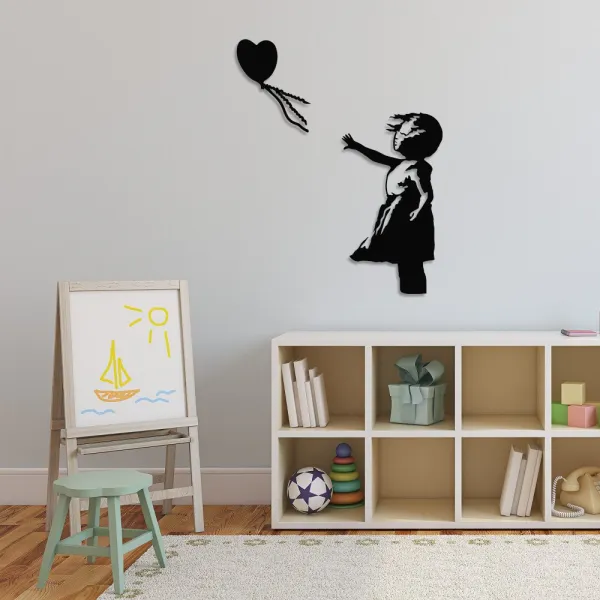 Dekoratívny kovový doplnok na stenu Banksy - 14